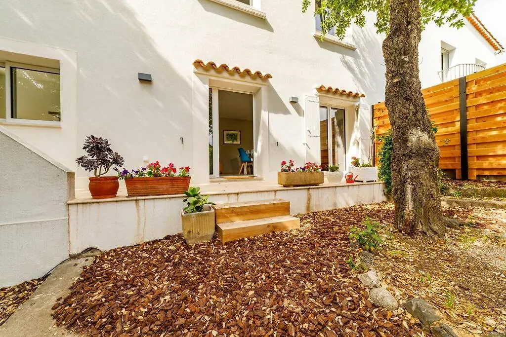 Rez-De-Villa Avec Espace Arbore Privatif Sainte-Maxime